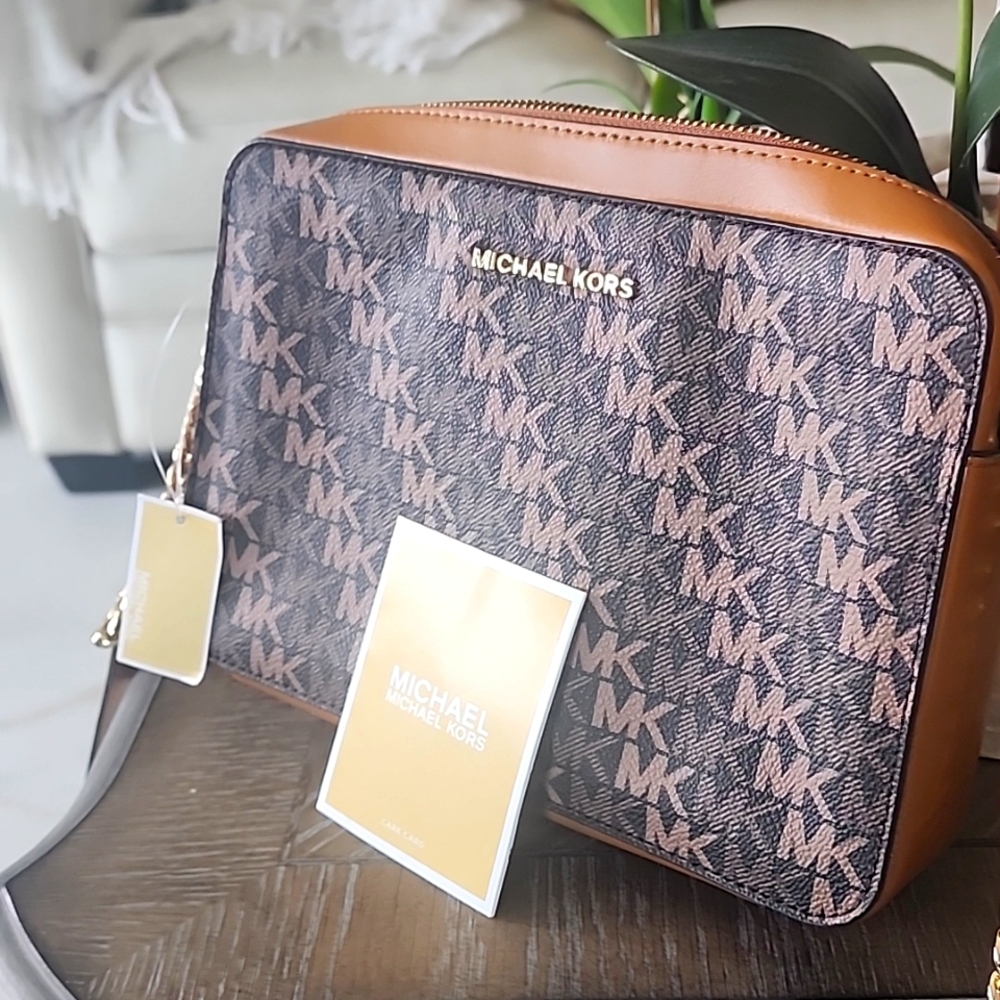 Michael Kors NWT crossbody